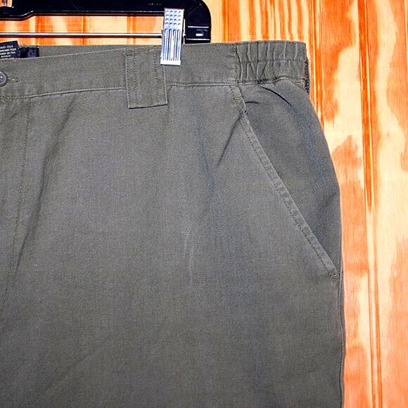 RedHead Convertible Cargo Pants/Shorts - Olive Green - Size 42x30 - Picture 4 of 10